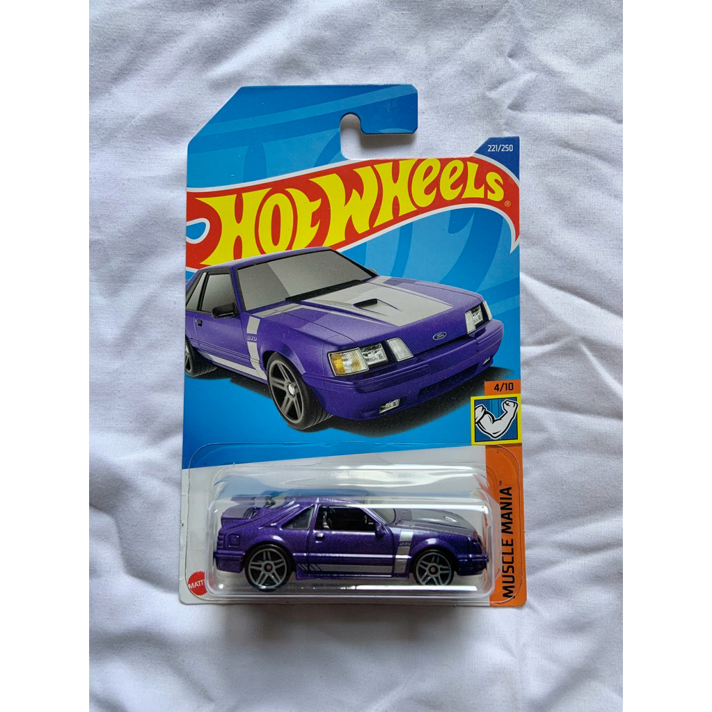 Hotwheels 84 Mustang SVD