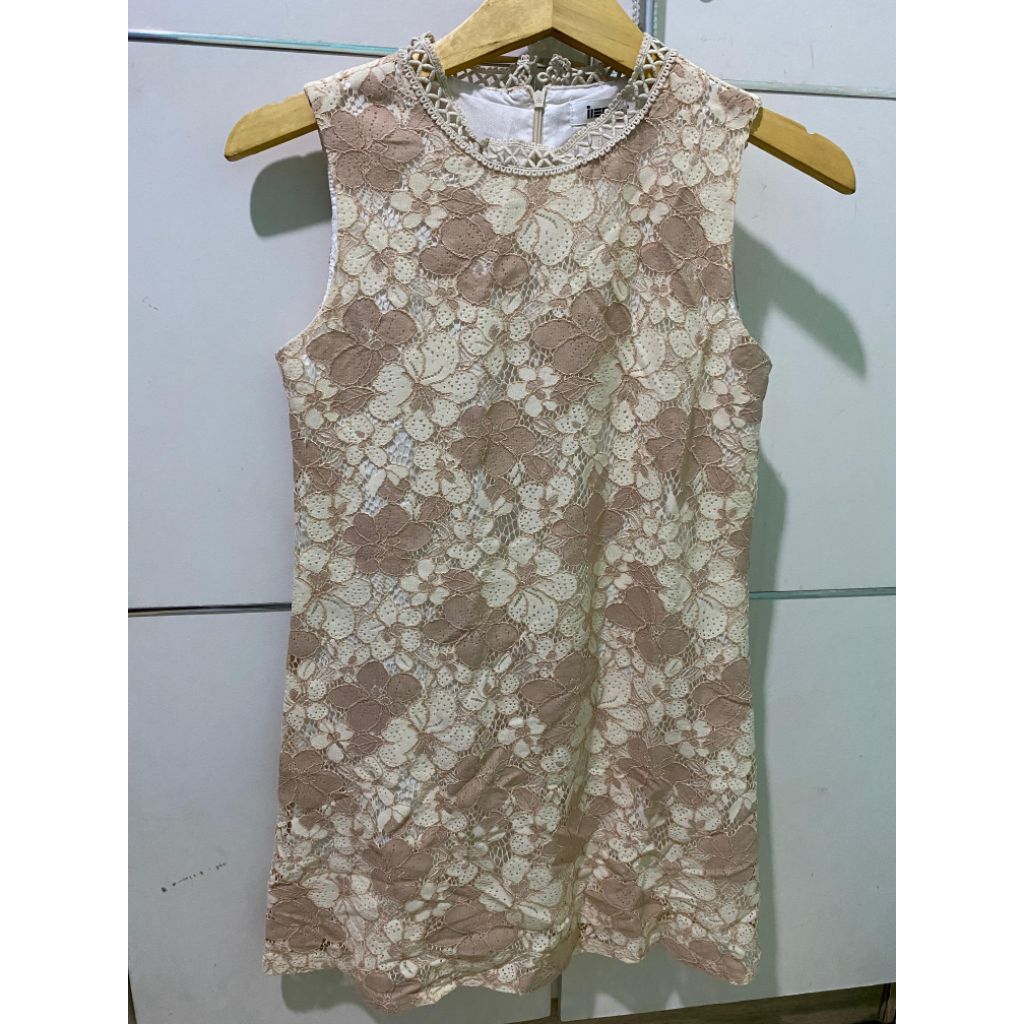 Mini Dress Brokat Cream S