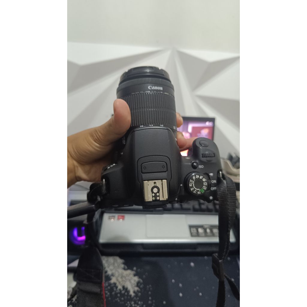 Canon 700D second like new