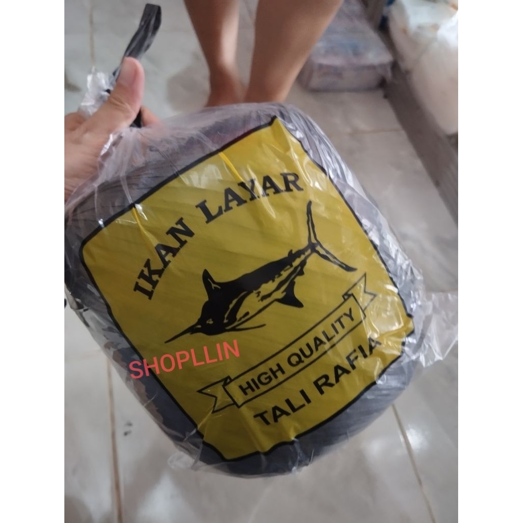 

( 1kg ) Tali Ikan Layar/Monpera Hitam 1kg / Tali Plastik Serbaguna / TALI RAFIA TEBAL