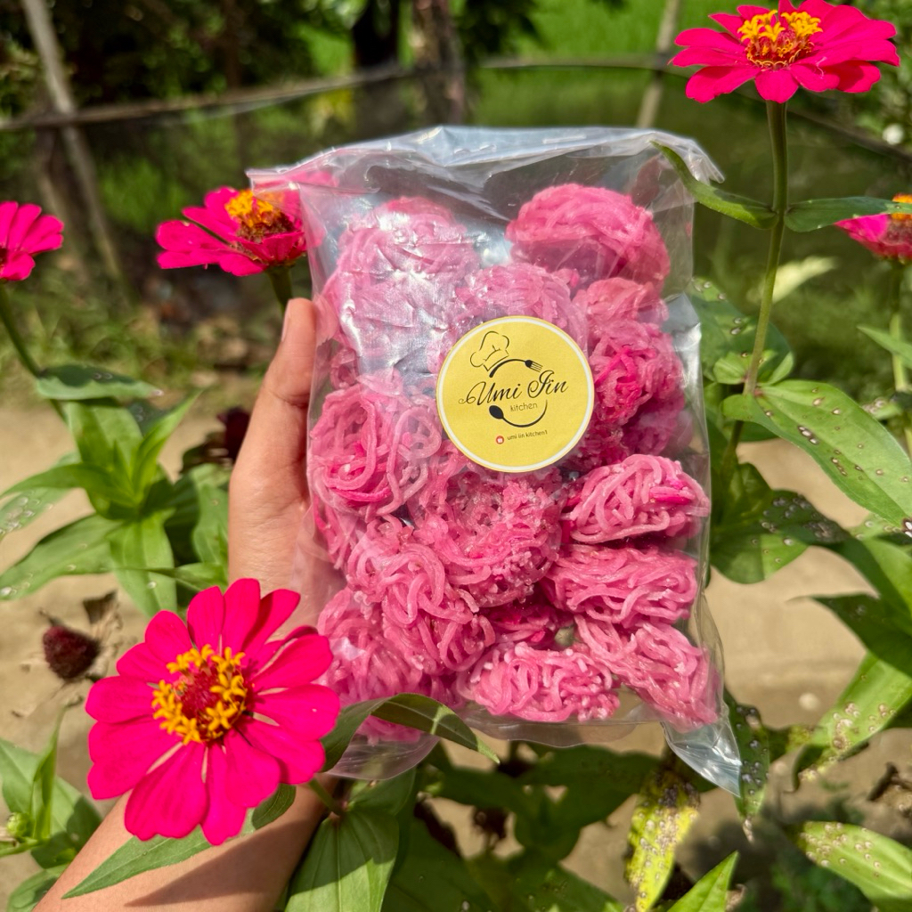 

RANGINING MENTAH KHAS SUKABUMI ALA UMI IIN KITCHEN | RENGGINING MENTAH | RENGGINANG | SNACK JADUL | CEMILAN JADUL | KUE JADUL | KUE KERING