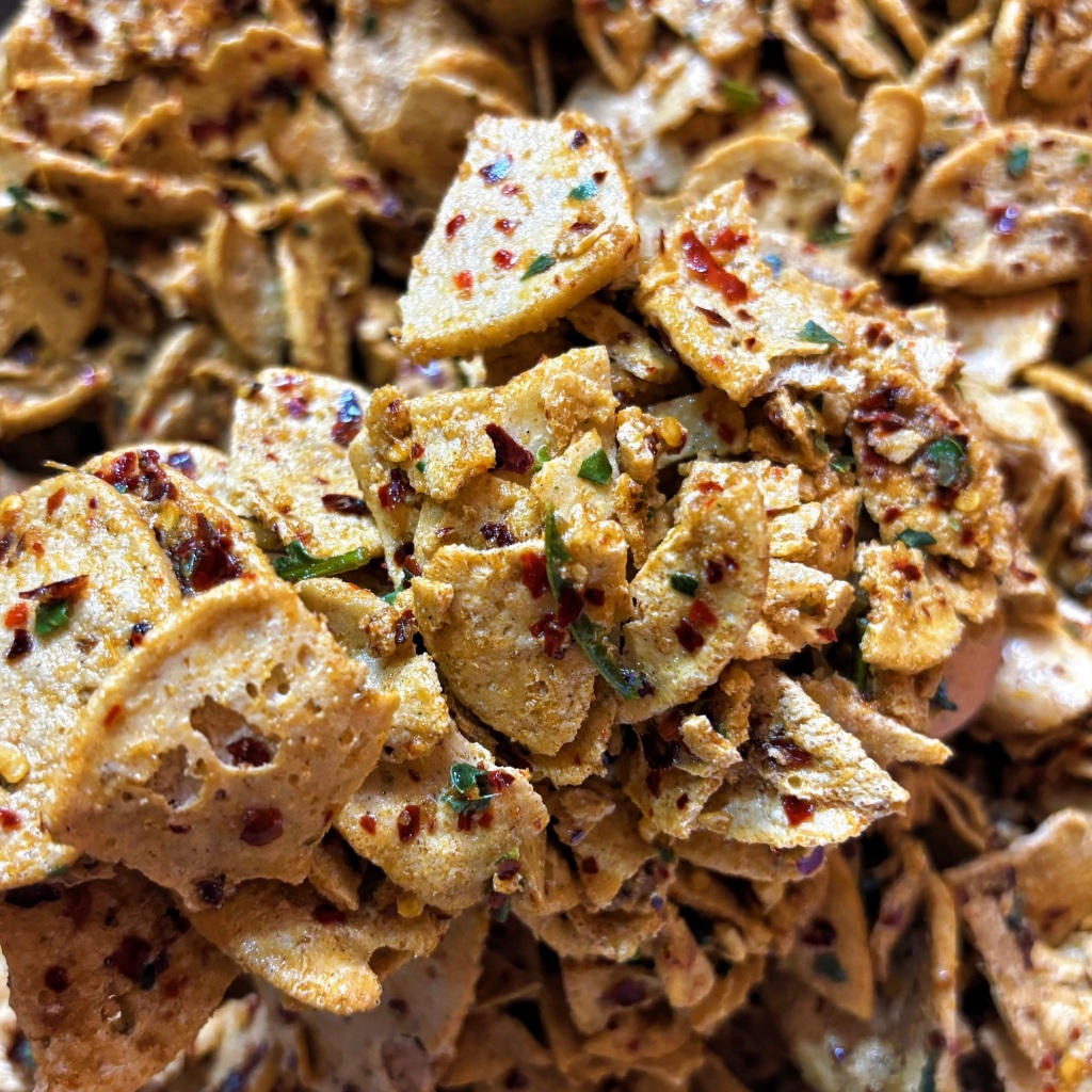 

Ygshop17 Basreng Pedas Daun Jeruk Cikur Sambal Cobek ( Bundling ) Basreng Pipih 250Gr + Basreng Stik