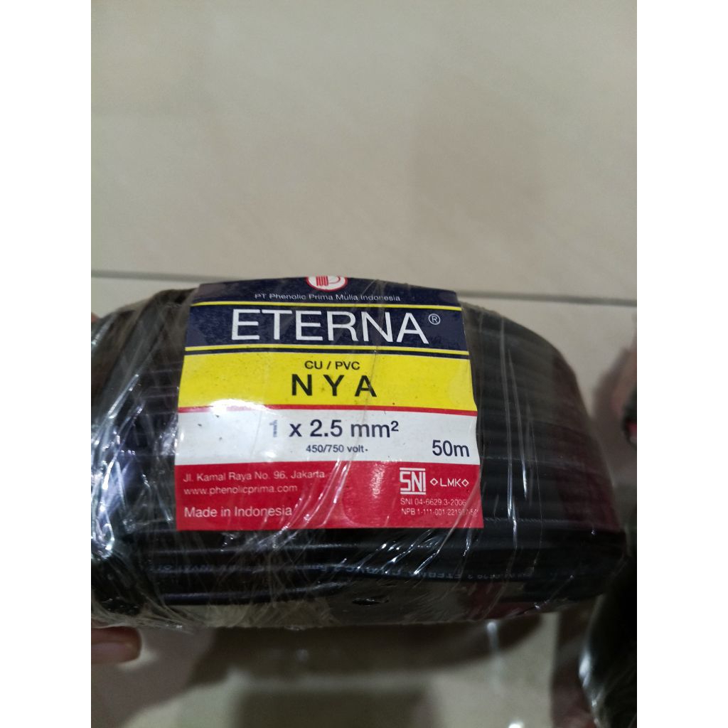 Kabel Listrik ETERNA NYA 1 x 2.5 / 50 meter Hitam Merah Tunggal / Rol