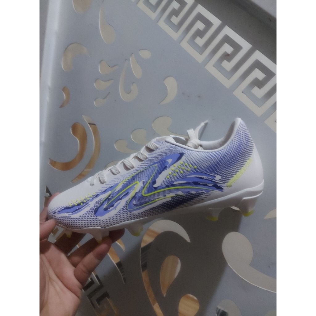 Specs speedblaze 4 fg