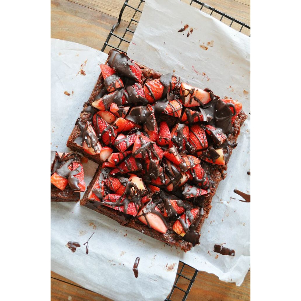 

Fudgy Brownies - Mix the Oreos crumb n fresh Strawberry