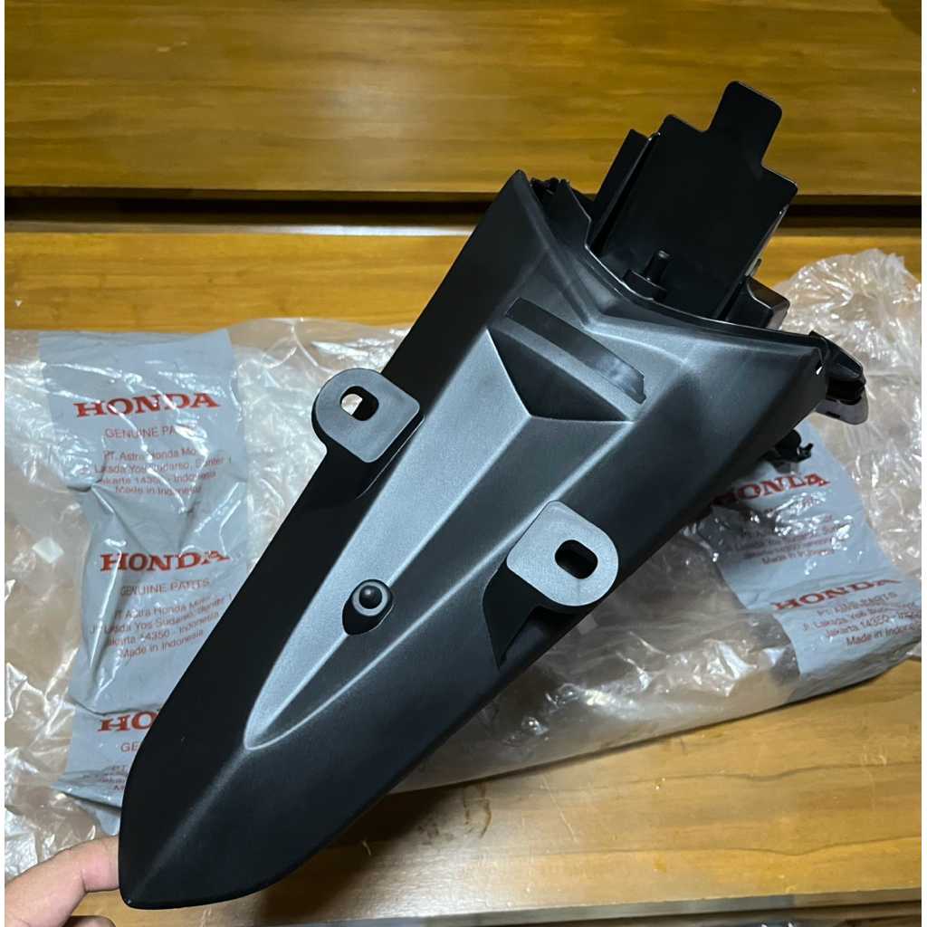 Fender Spakbor Slebor Belakang Honda Blade lama old Original AHM 8010A-KWB-920