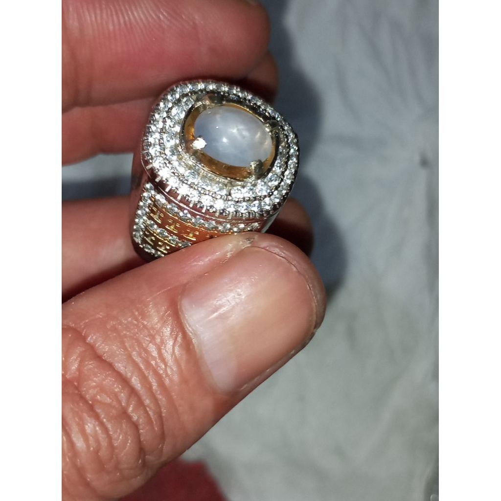 

yakut putih air beras ceylon