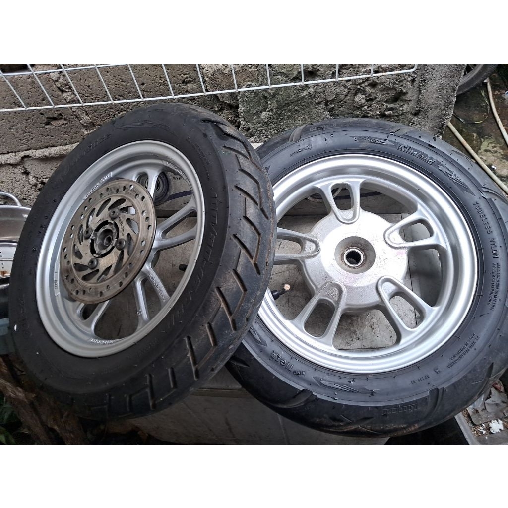 Velg scoopy New ring 12 bisa beat genio spacy vario 110 dengan penyesuaian pelek racing palang origi