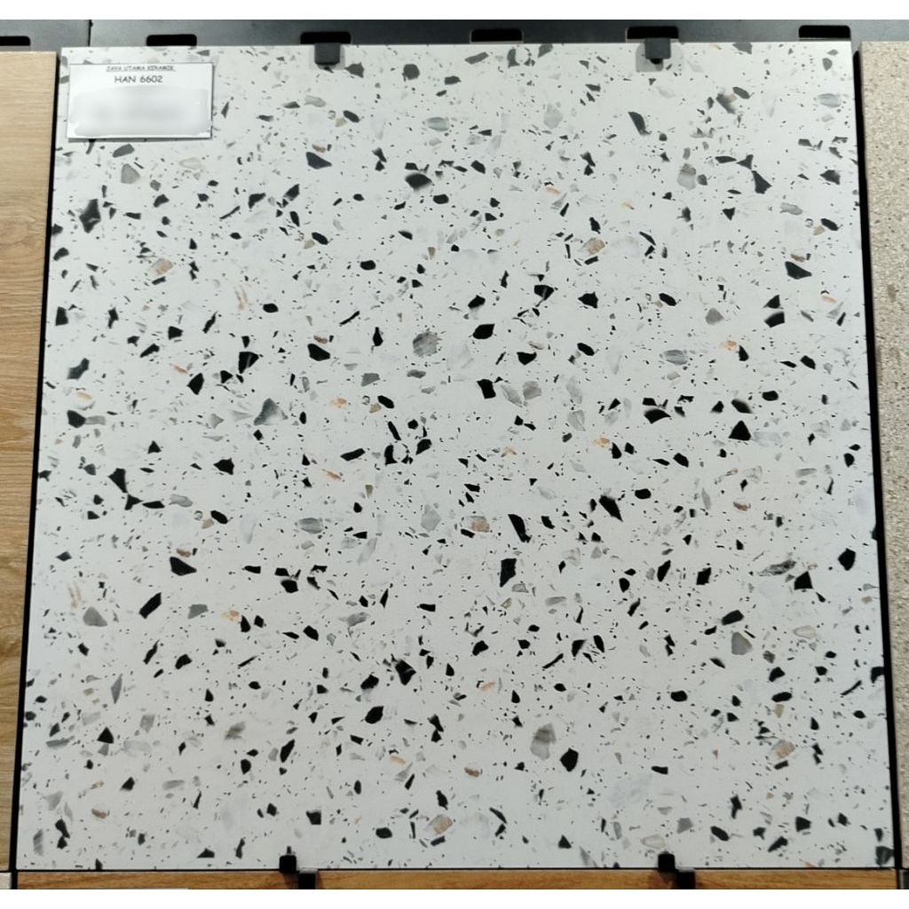 GRANIT 60X60 MATT & KASAR