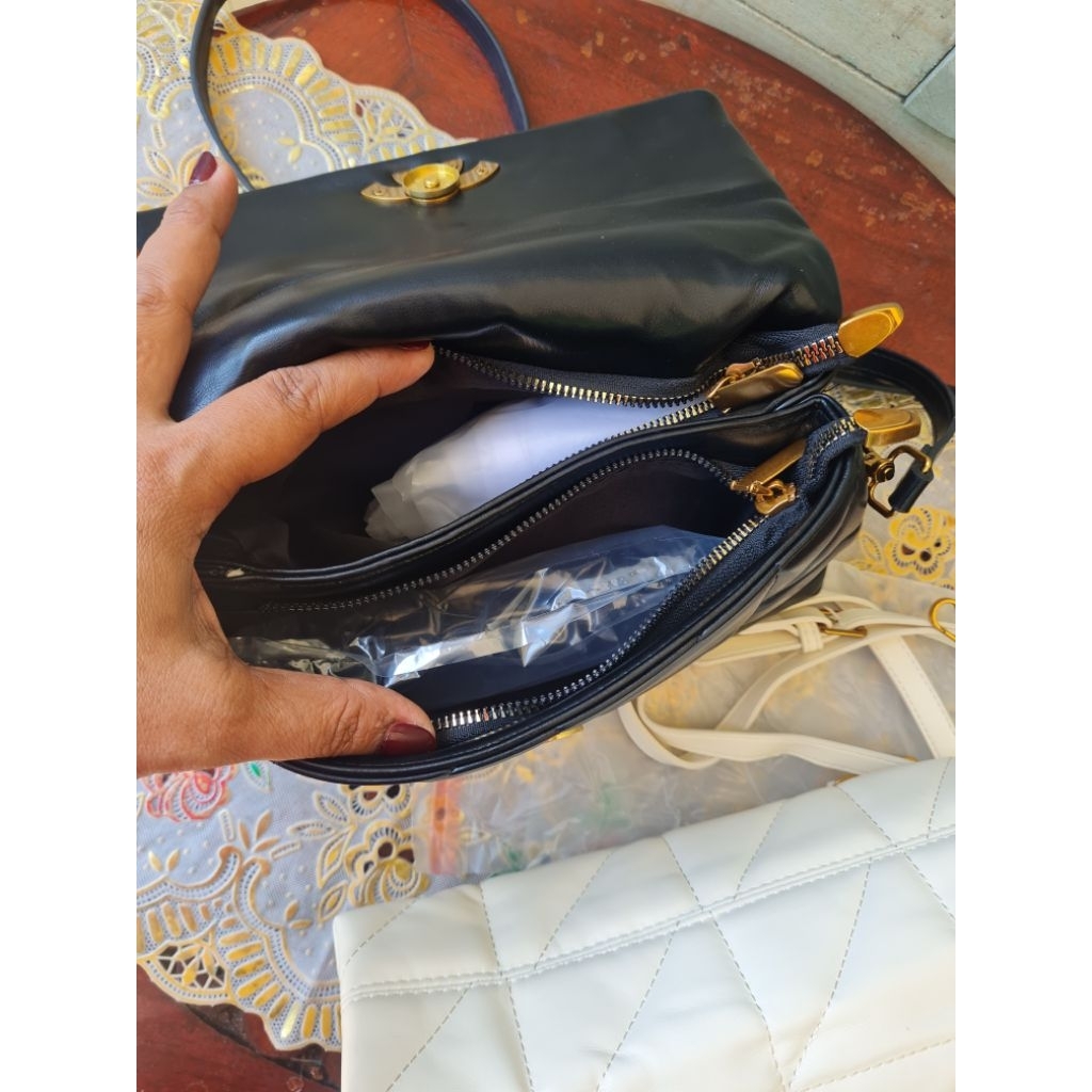 tas jinjing tas tenteng tas sling task keeja tas jalan jalan santai tas pesta tas ke gereja