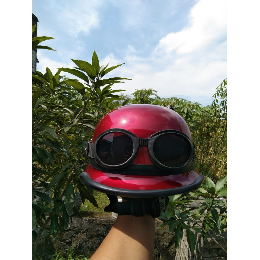 Helm Retro Millenial NAZI CRAZY MERAH GLOSSY Kombinasi Kacamata