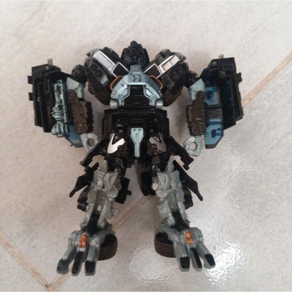 HFTD Deluxe Class Ironhide