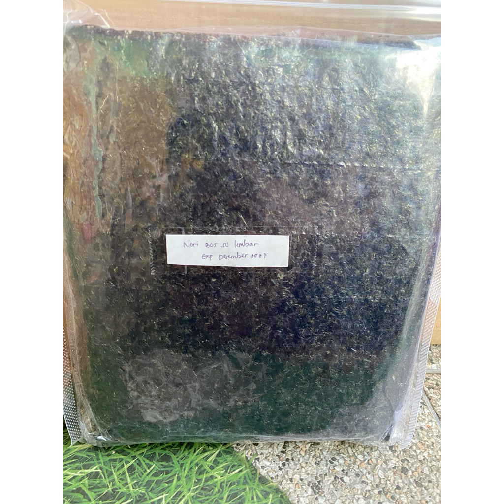 

SALE Nori Sushi BOS 50 Lembar termurah rumput laut seaweed halal hijau gelap