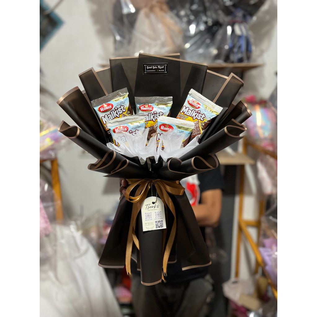 

buket snack isi 5 ( warna dan isian memyesuaikan/ custom chat penjual)