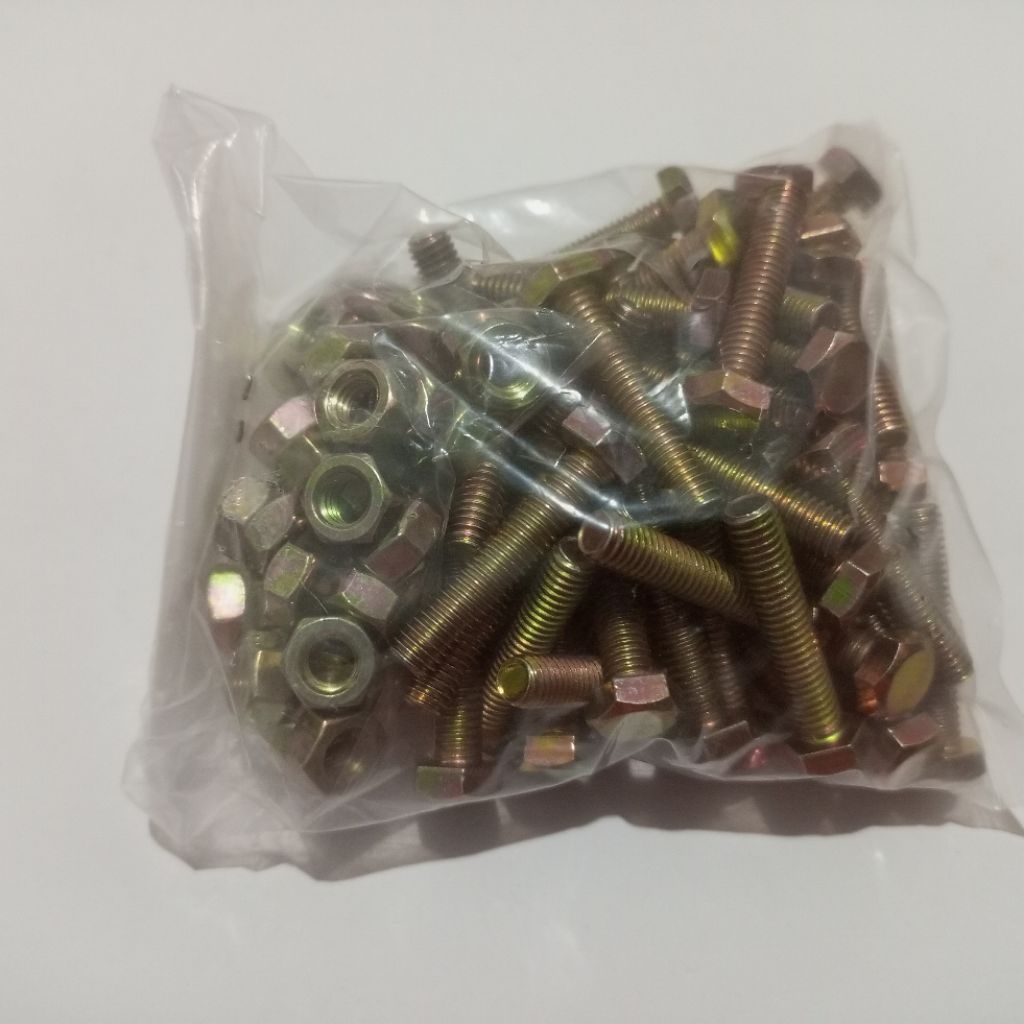 Paket 50 pcs baut 10 / M6 x 3 cm + Mur