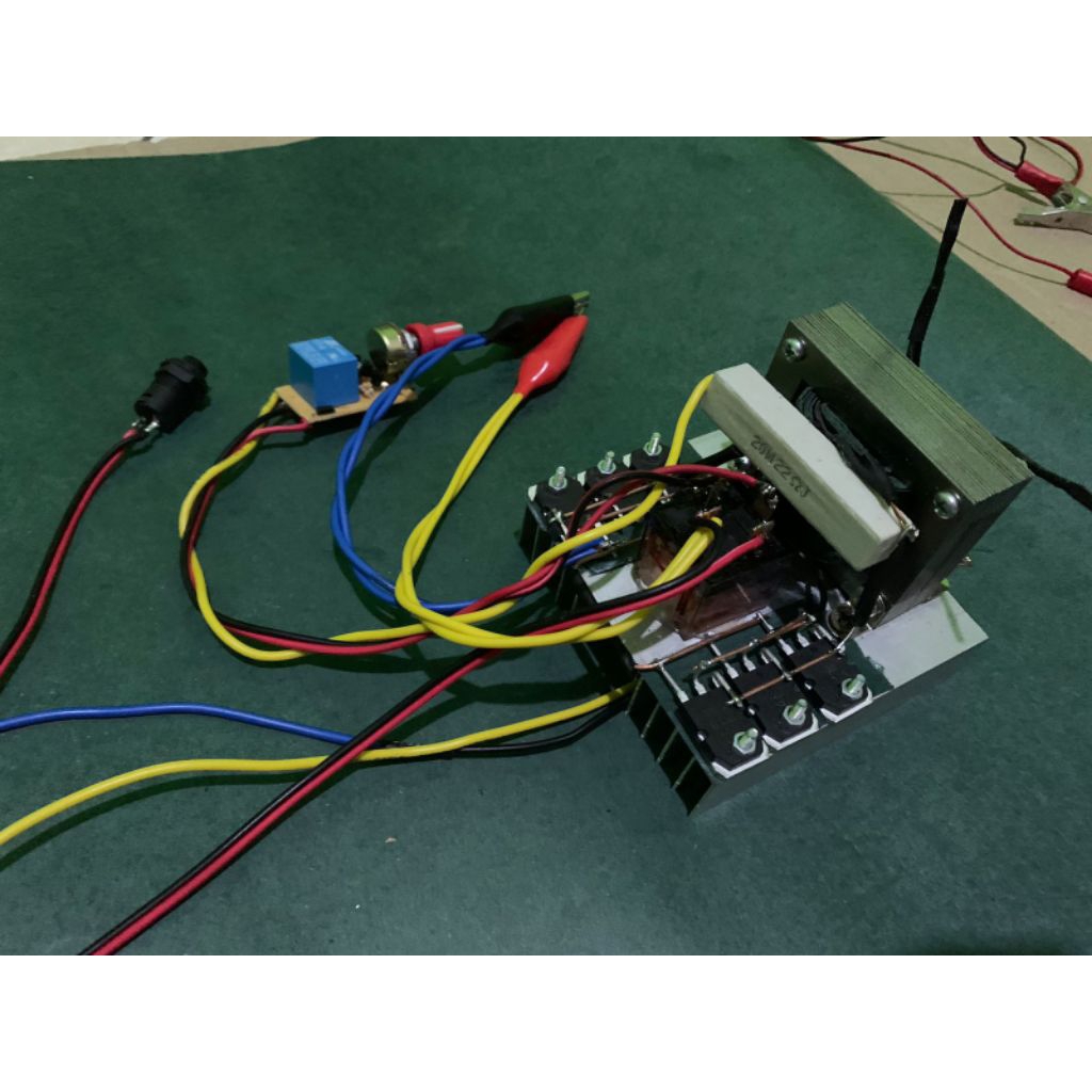 Inverter PAC 6TRANSISTOR FLIP-FLOP