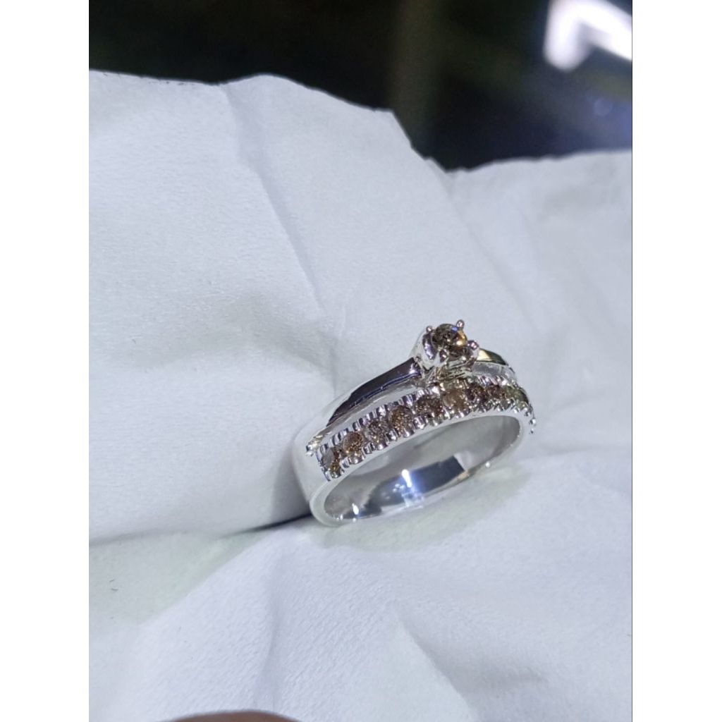 Cincin perak berlian asli