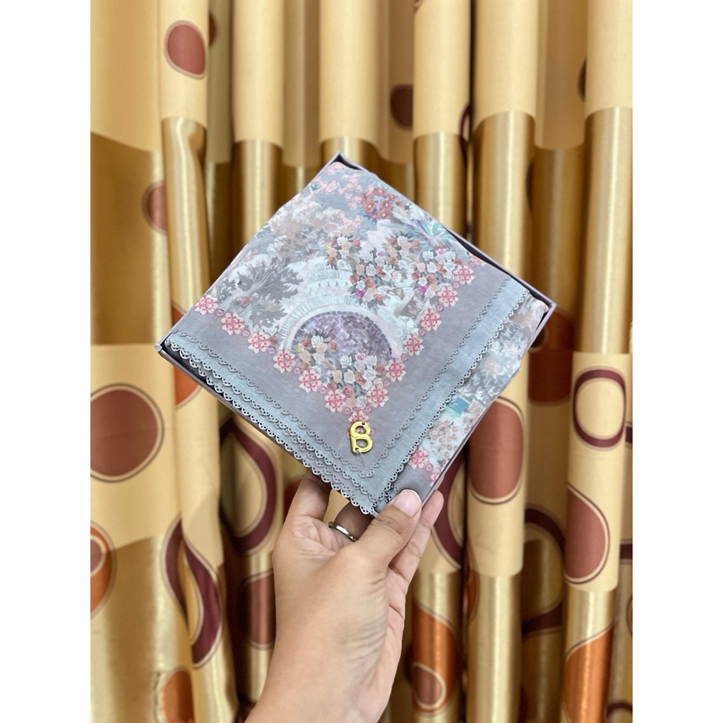 buttonscraves Al qasr terazzo preloved size 90x90