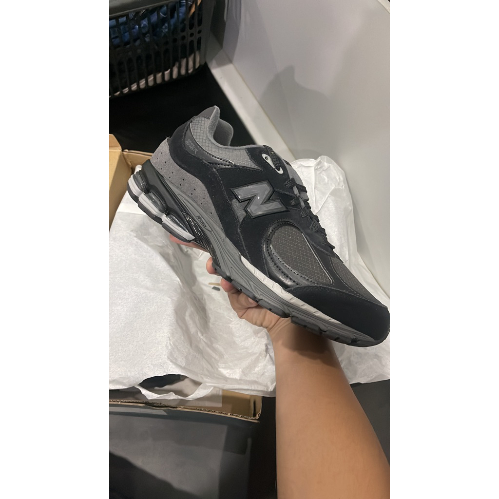 New Balance 2002r Black Ripstop