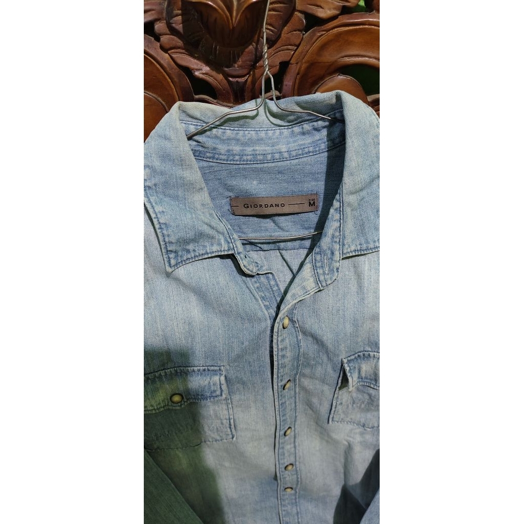 Preloved Kemeja jeans Giordano