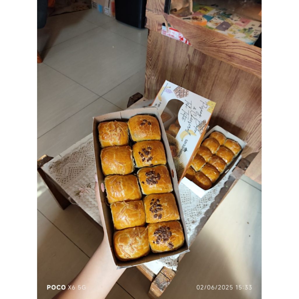 

Bolen murah meriah endul mix coklat ori