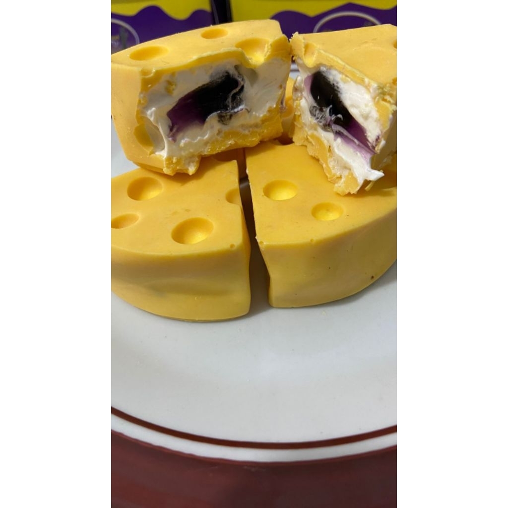 

tom and jary cheseecake