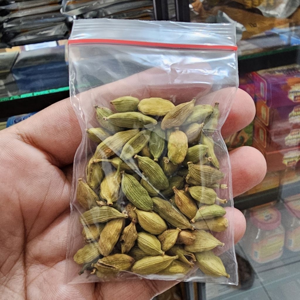 

[10GR] Kapulaga Hijau Arab India Premium/ Kapol India Arab/ Cardamom 10 GRAM