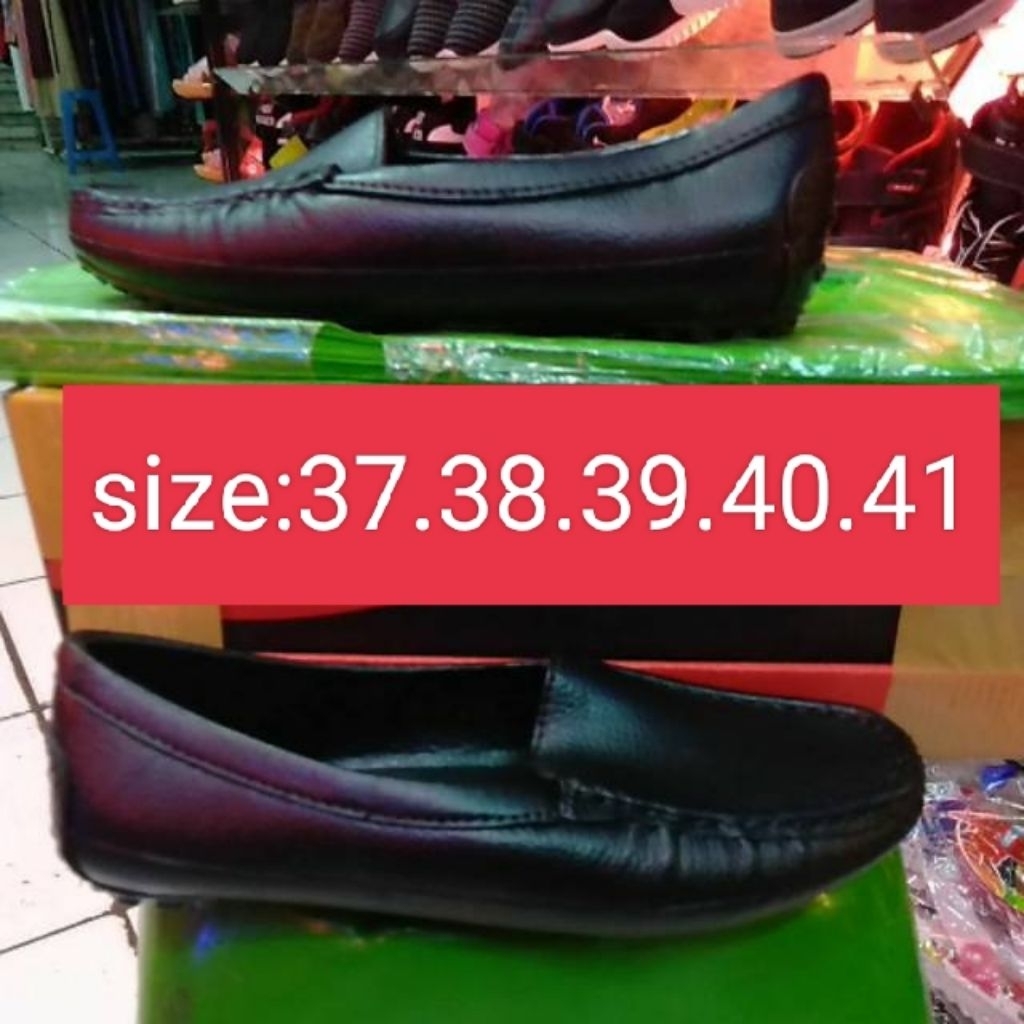 Sepatu yumeida flat shoes karet sintetis wanita.