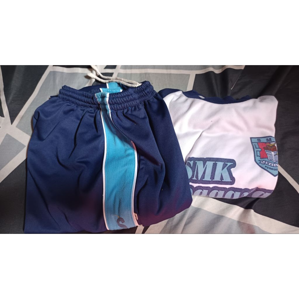 Seragam Olahraga Preloved SWG