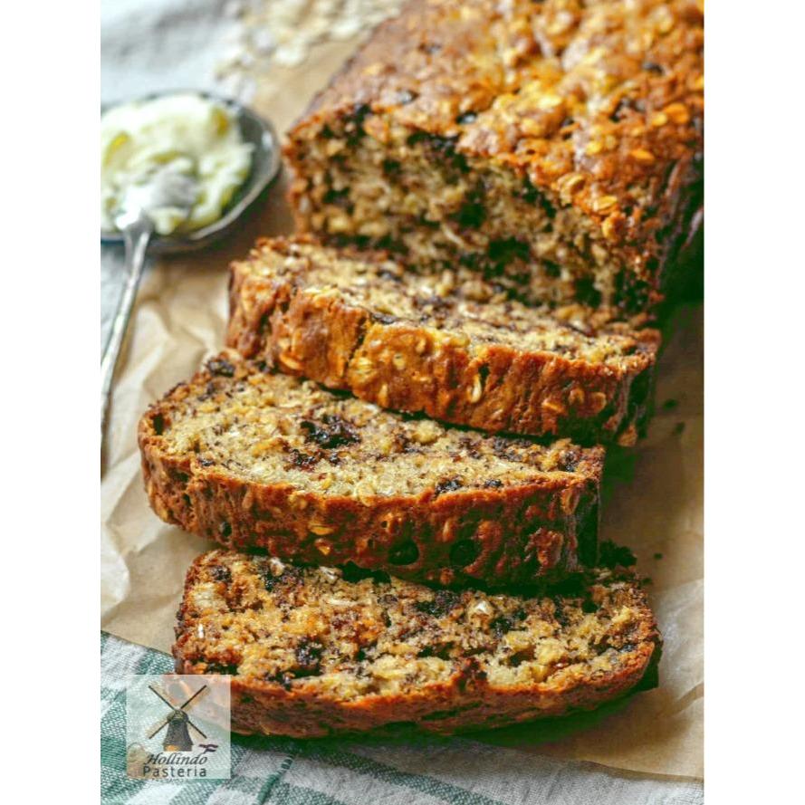 

Delicious Chocolate Chip Buttermilk Oatmeal Bread 21 cm