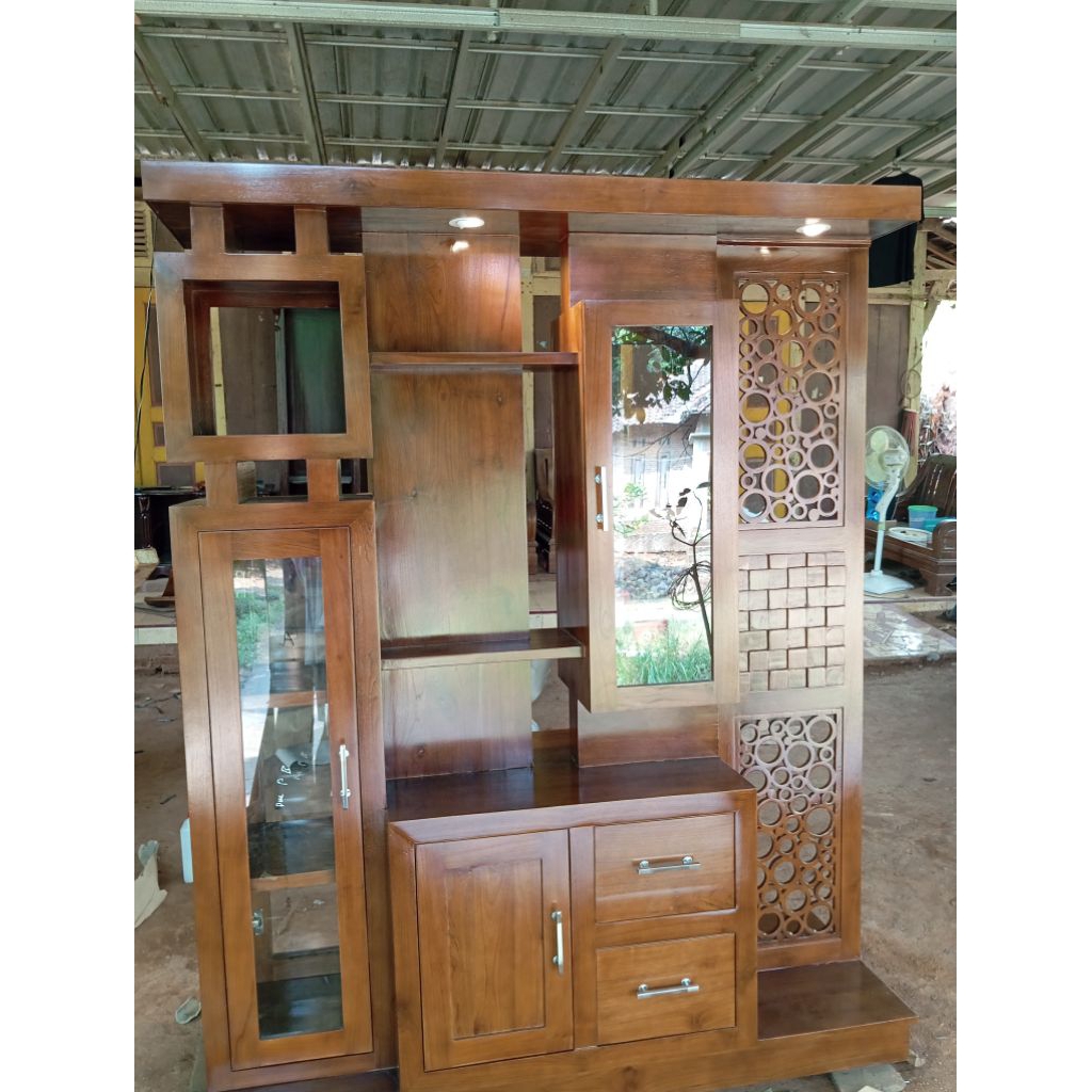 bufet partisi jati/bufet penyekat ruangan koin minimalis