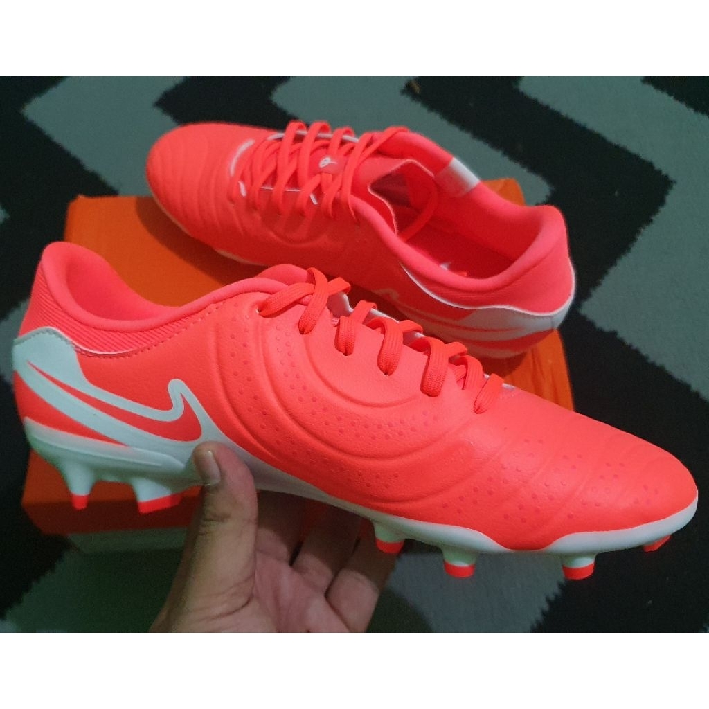 Sepatu Bola Nike Tiempo Legend 10 Acdmy