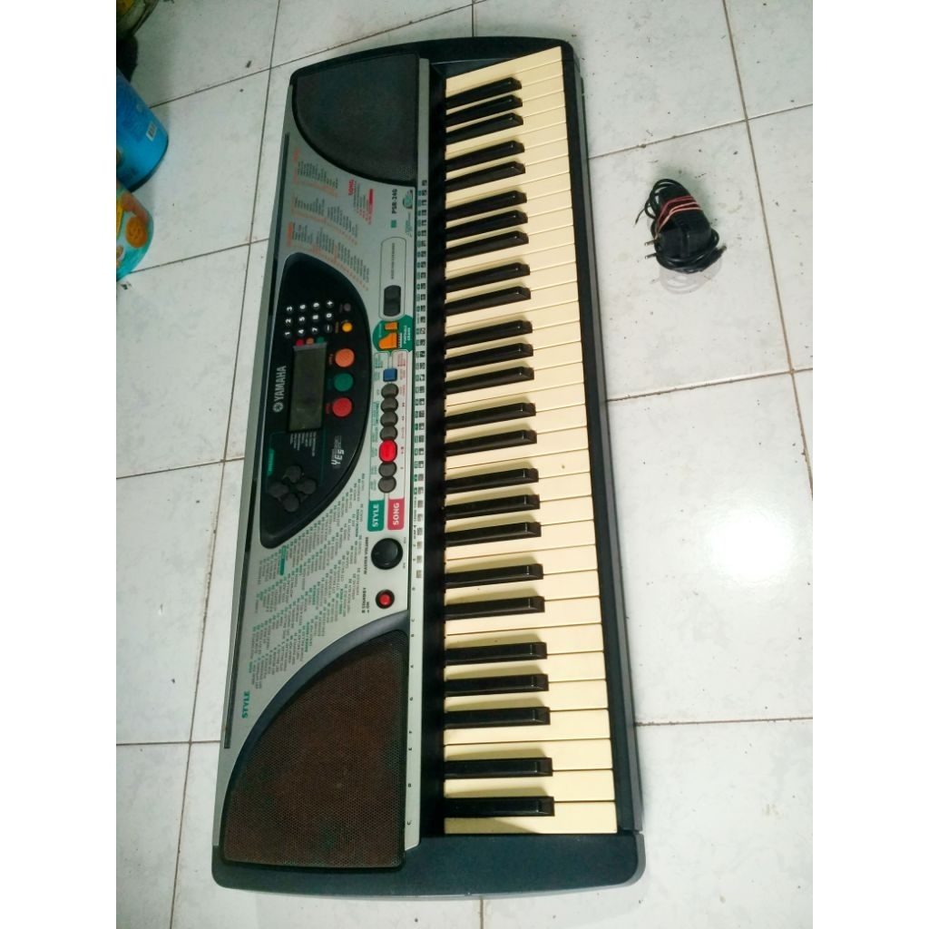 keyboard#piano yamaha psr 240,normal second