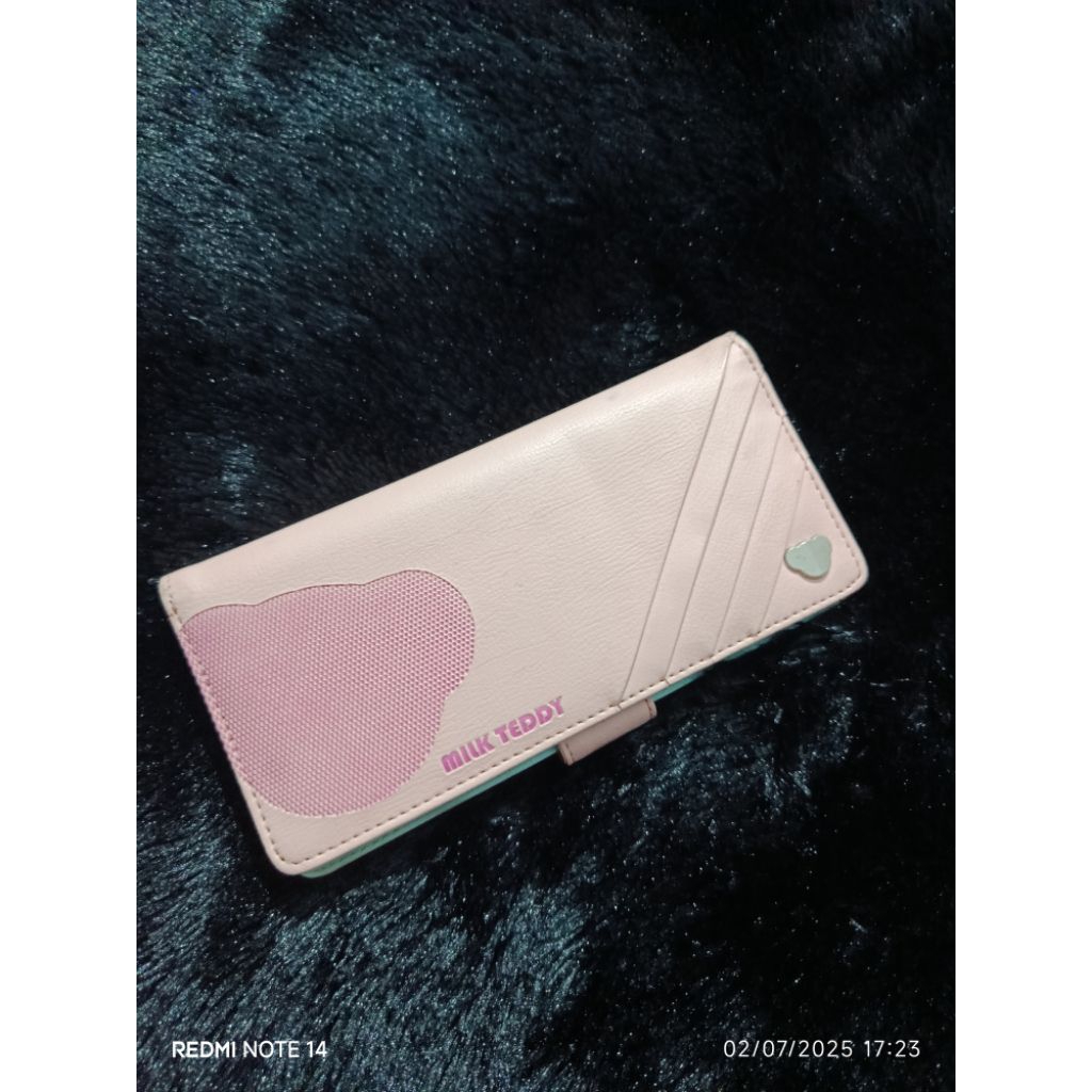 Dompet Milk Teddy Preloved