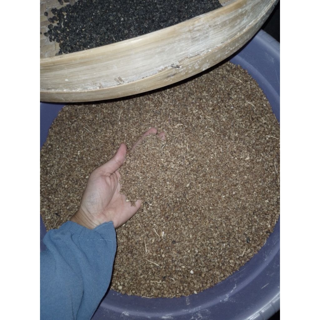 

Tiwul/tiwol Home Made Kemasan 500 gram