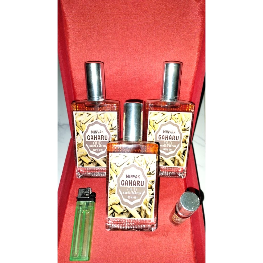 Minyak wangi gaharu asma