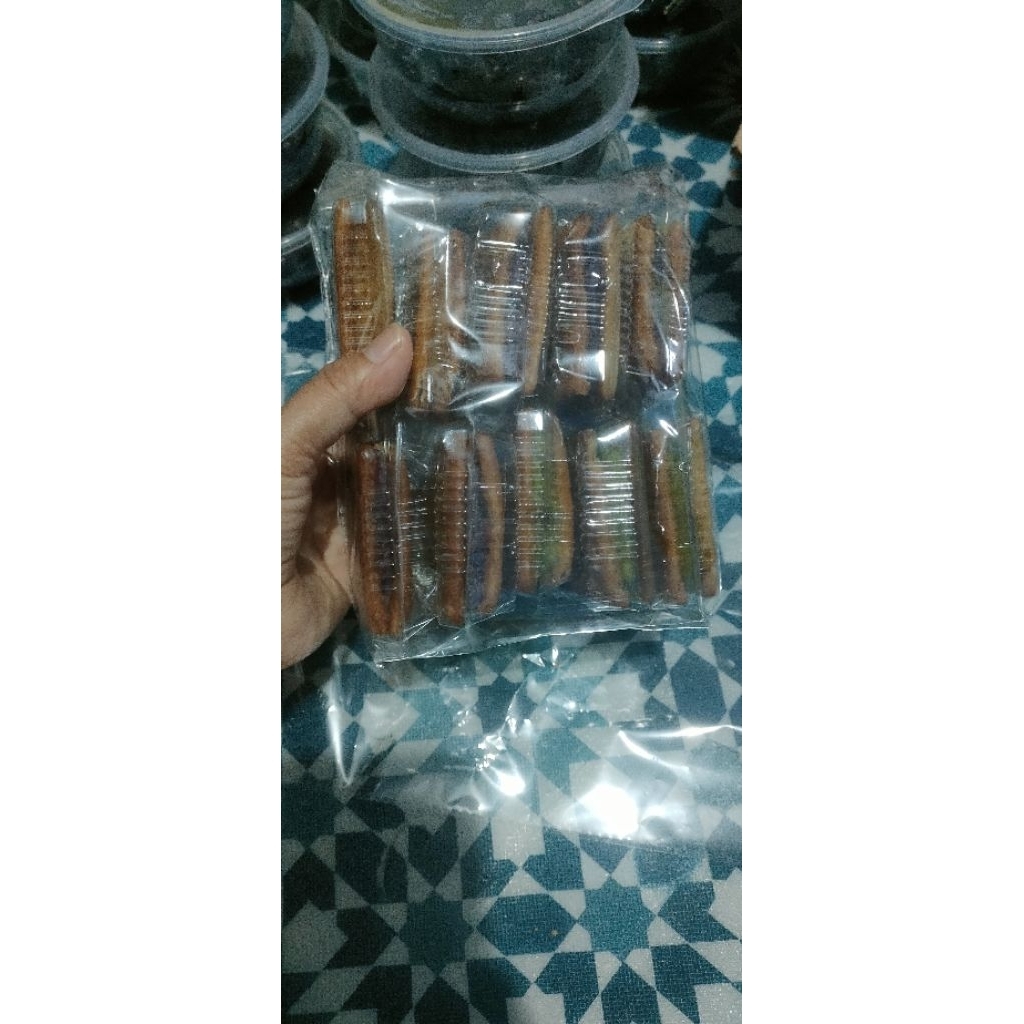 

kue gabin ijembakery isi 10pis