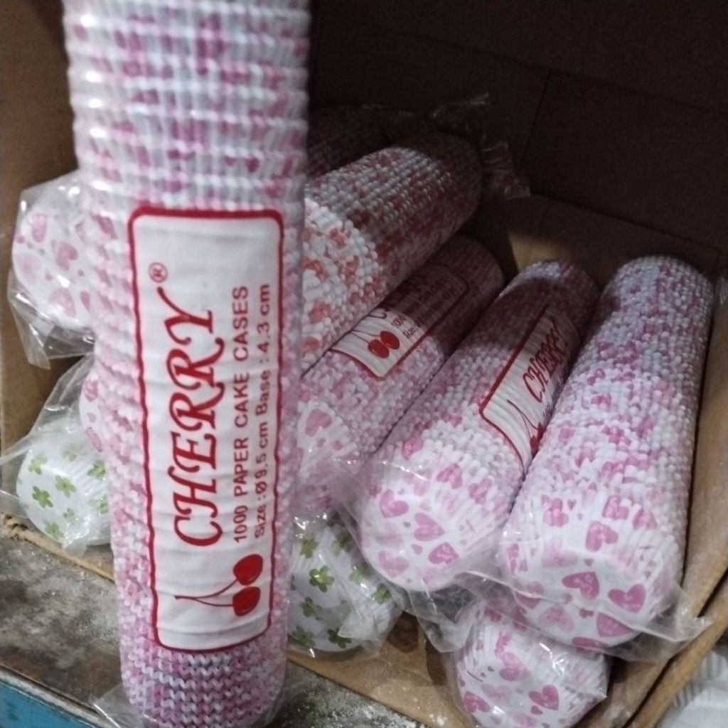 

Cake cases / kertas bolu kukus cherry
