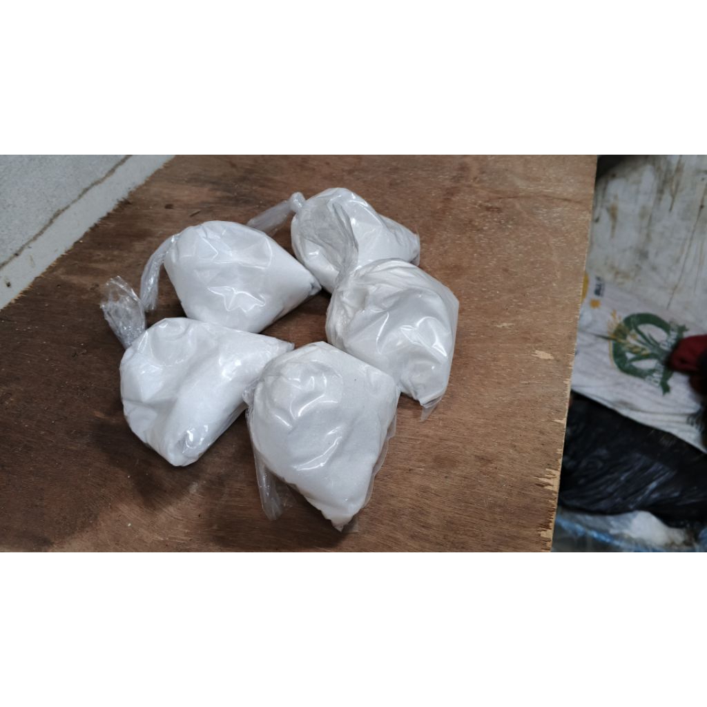 serbuk ajaib pembersih kamar mandi