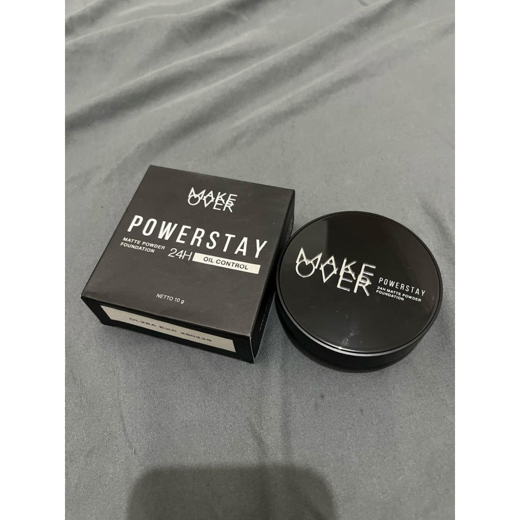 Preloved Make Over Powerstay Powder Foundation