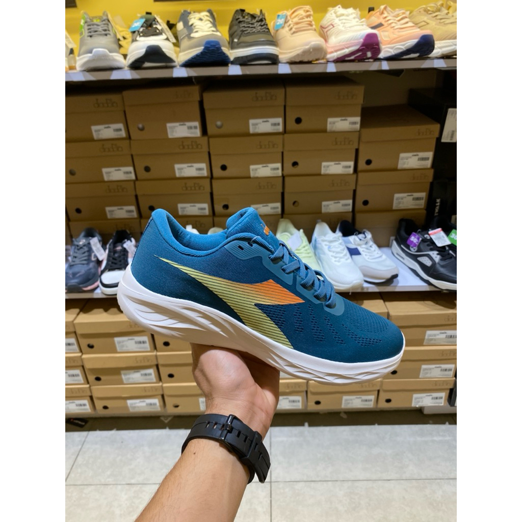 Sepatu diadora original pria / Diadora notare mens running shoes-blue