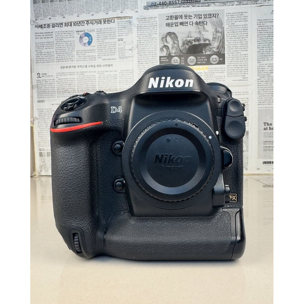 Nikon D4