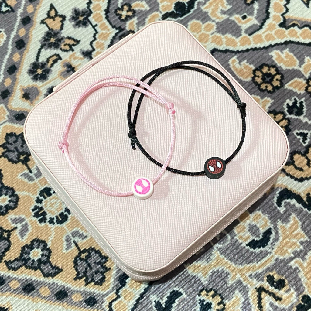 Gelang couple spiderman dan gwen - gelang serut couple