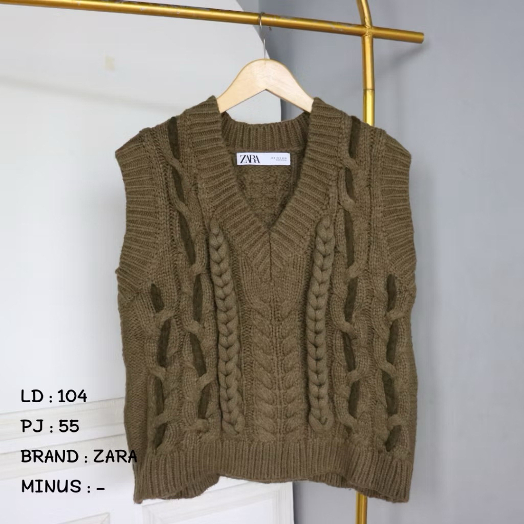 ZARA VEST KNIT ARMY