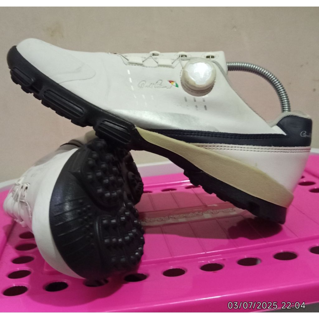 sepatu second/bekas ARNOLD PALMER size 42,5 boa system