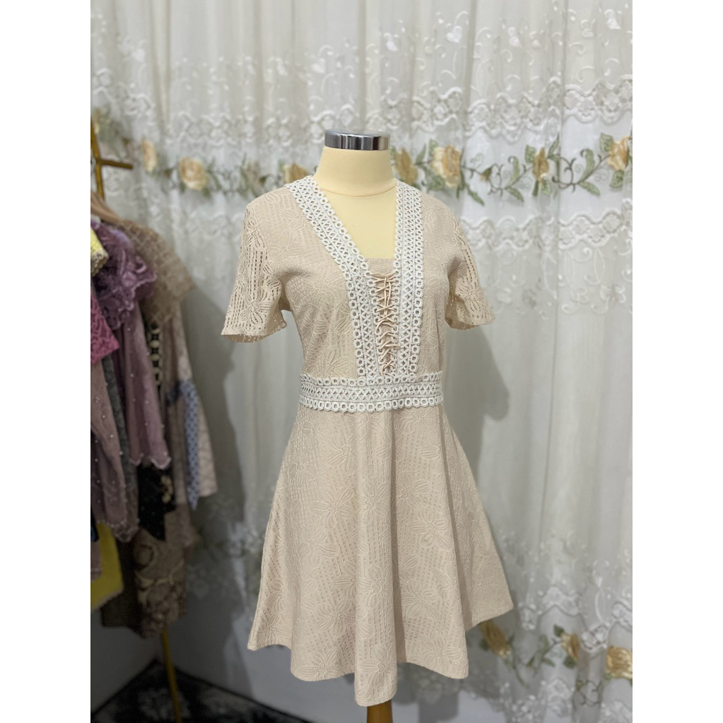 Dress Brokat preloved