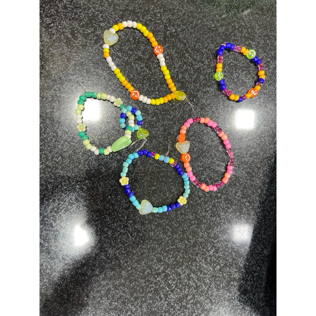 Gelang Warna warni
