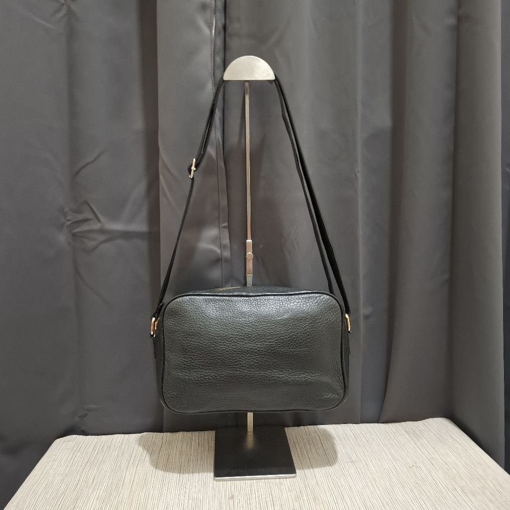 Slingbag Cambag Unisex Kulit Asli in Black