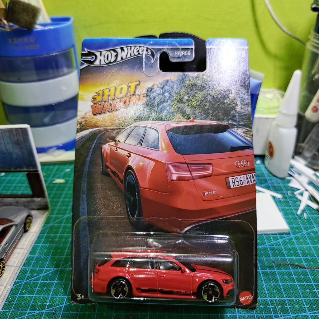 Hot Wheels Hot Wagons Audi RS 6 Avant