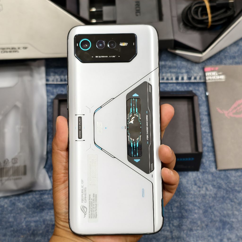 asus rog phone 6 pro 18 gb/512gb resmi Indonesia